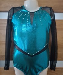 Zsuzsa hosszú ujjú tornadressz Zsuzsa hosszú ujjú tornadressz